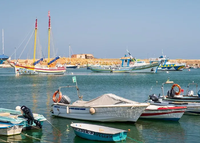 Sol & 76 By Destination Algarve 拉哥斯